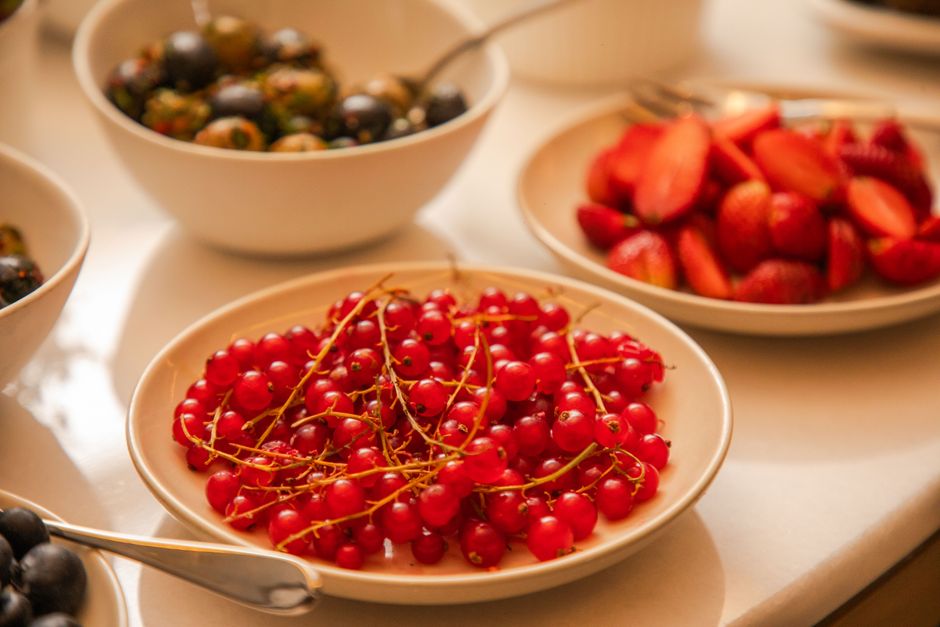 Desserts d’été : pêches, abricots, fruits rouges