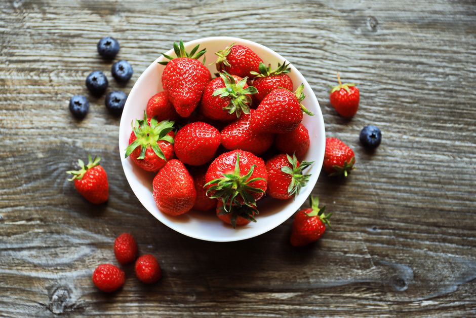 Desserts d’été : pêches, abricots, fruits rouges